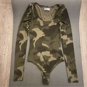 Hollister Camo Bodysuit Sz S